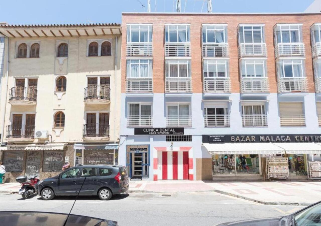 Supreme City Centre & Parking Malaga Exterior photo
